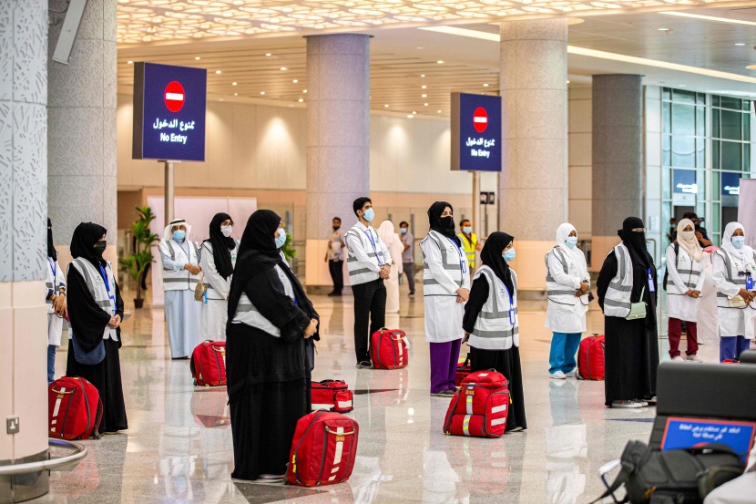 طلائع الحجاج تصل إلى مكة المكرمة