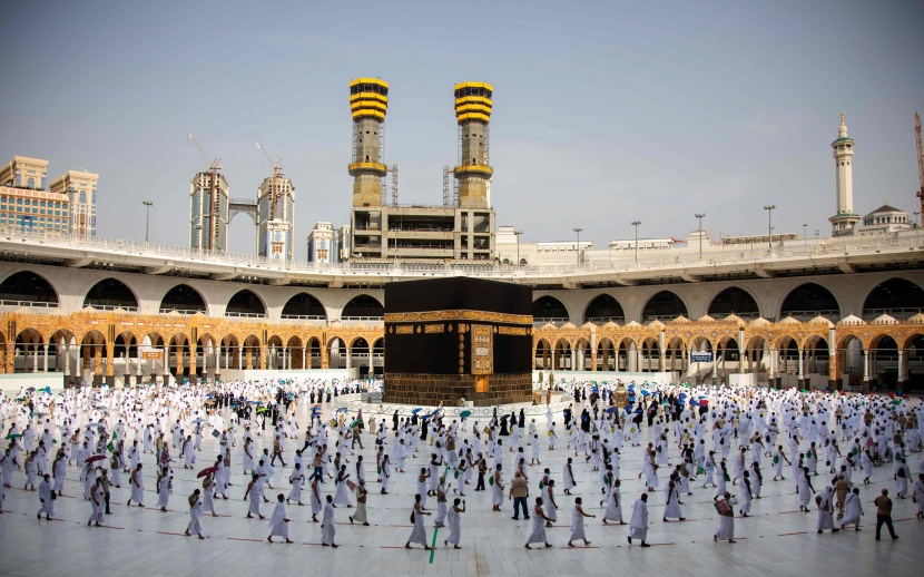 بعبارات الفرح والشعور بالأمان .. ضيوف الرحمن : انسيابية الحج صورة تغني عن التعليق
