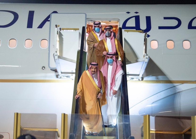الملك سلمان يصل إلى نيوم لقضاء بعض الوقت للراحة والاستجمام 