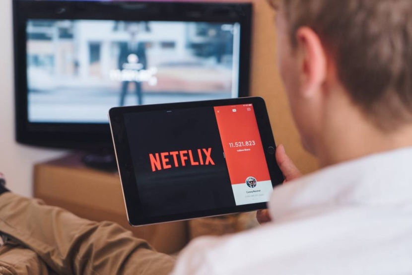 Netflix تتجاوز سقف المليار تحميل في «جوجل» .. وإيرادات الربع الثاني 6.15 مليار دولار