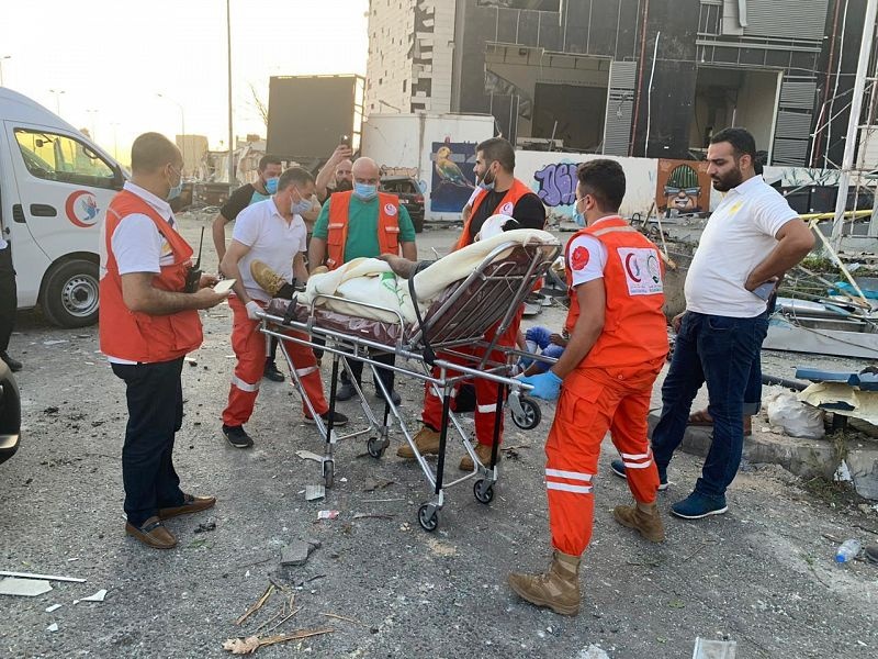 مركز الملك سلمان للإغاثة يسارع بمساندة الطواقم الطبية اللبنانية في إسعاف المتضررين من انفجار مرفأ بيروت