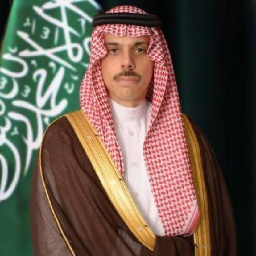 وزير الخارجية يبحث مع نظرائه الفنلندي والبرازيلي والأرجنتيني المستجدات الدولية