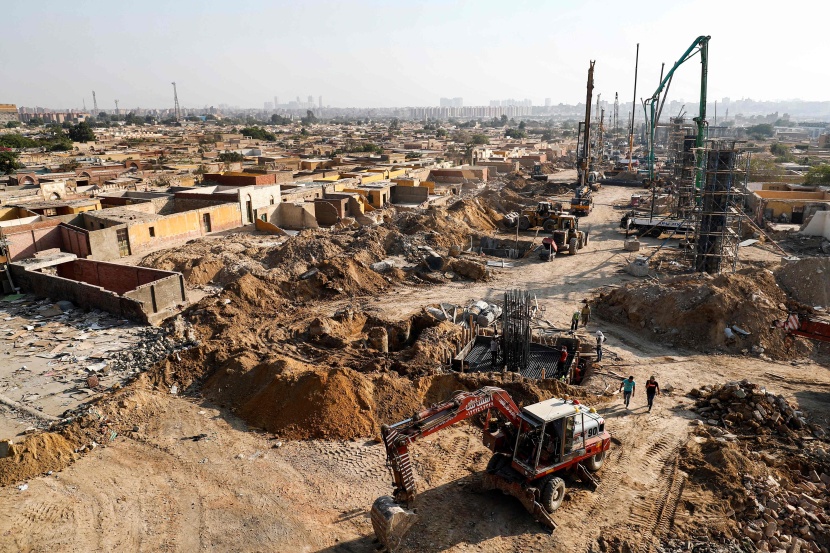 طريق "الفردوس" الجديد في القاهرة يهدد مقبرة المماليك الأثرية 