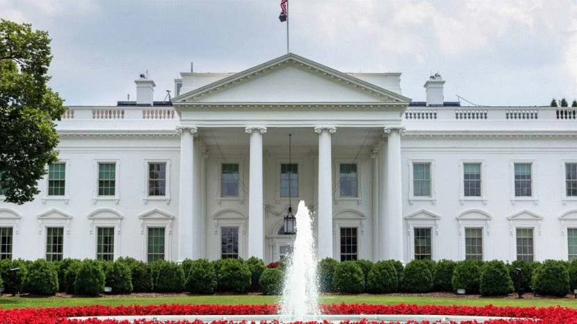 البيت الأبيض يفتح أبوابه أمام الزوار بعد الإغلاق بسبب كورونا 