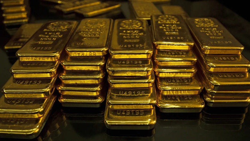 بفعل ضعف الدولار .. الذهب يصعد 1 % مع آمال بتحفيز المركزي الأمريكي