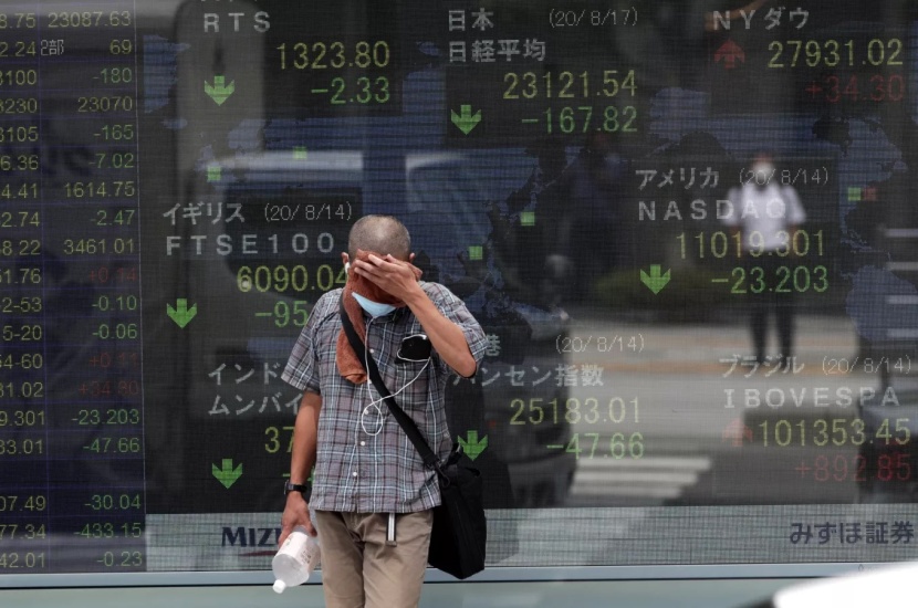 الأسهم اليابانية تغلق على تراجع بفعل قوة الين وجني الأرباح