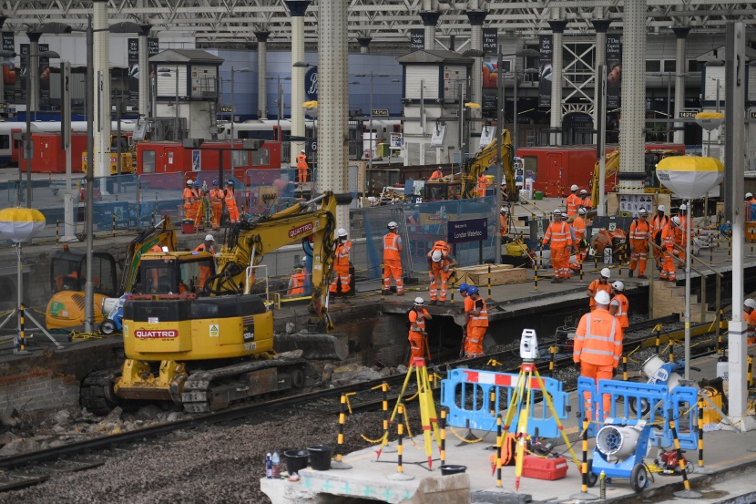وسط تداعيات كورونا.. بريطانيا تبدأ خطة إصلاح سكك الحديد 