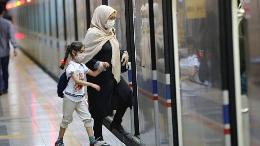 إيران تسجل 207 وفيات بكورونا في أعلى حصيلة منذ نحو شهرين