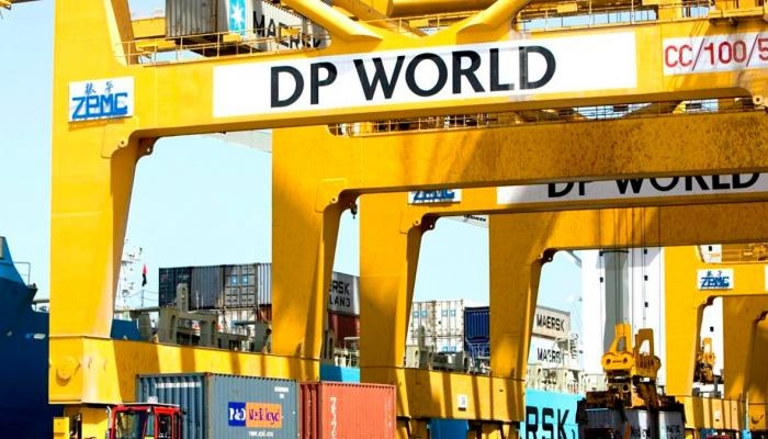 موانئ دبي العالمية وصندوق كندي يخططان لاستثمار 4.5 مليار دولار في محطات موانئ 