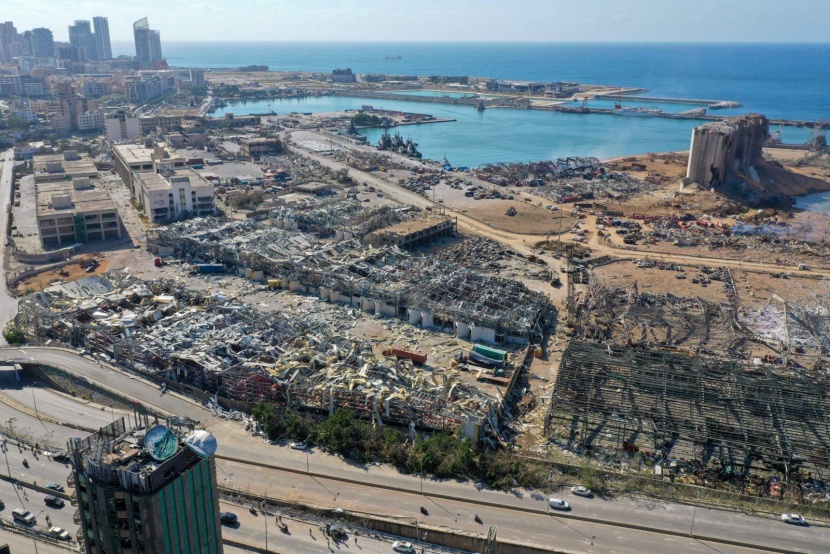 رصد "نبضات قلب" تحت مبنى مدمر في بيروت يحيي أملا بالعثور على شخص حي