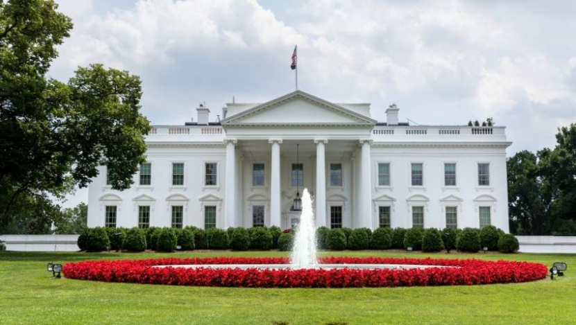 البيت الأبيض متفائل بإقرار خطة تحفيز جديدة لمواجهة أزمة كورونا 