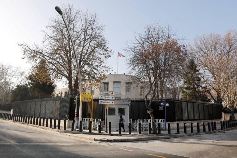 أمريكا تعلق خدمات التأشيرات لتركيا بعد تقارير عن هجمات محتملة