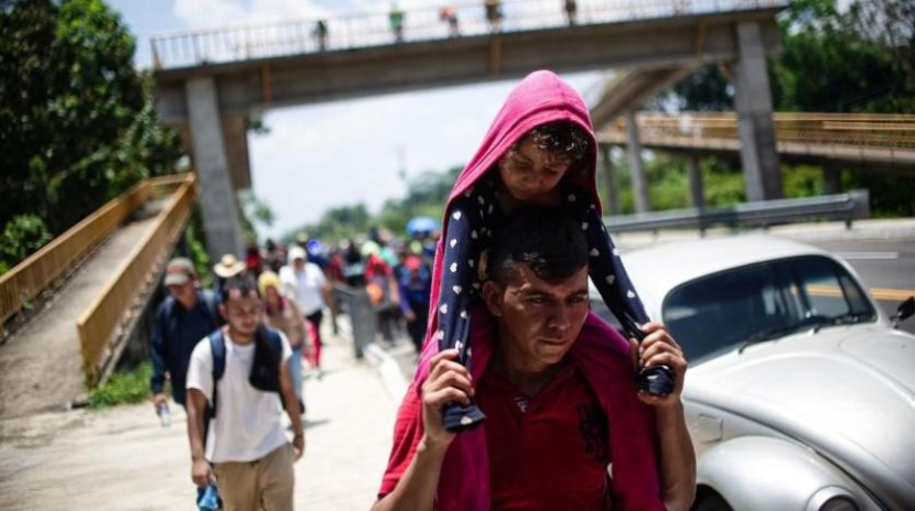 ترمب يخفض الحد الأقصى للاجئين المسموح لهم بدخول أمريكا إلى 15 ألف