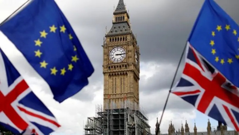 الاتحاد الأوروبي يدعو لندن إلى "كشف كل أوراقها" بشأن بريكست 