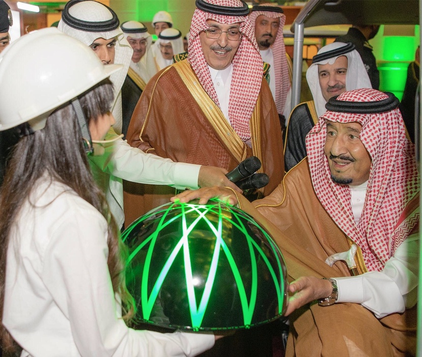  سلمان .. ملك القول والفعل 