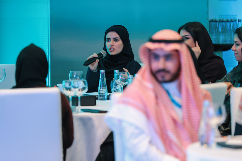 دراسة: الشباب السعودي غير مهتم بالوظائف التقليدية.. يفضل العمل في السياحة