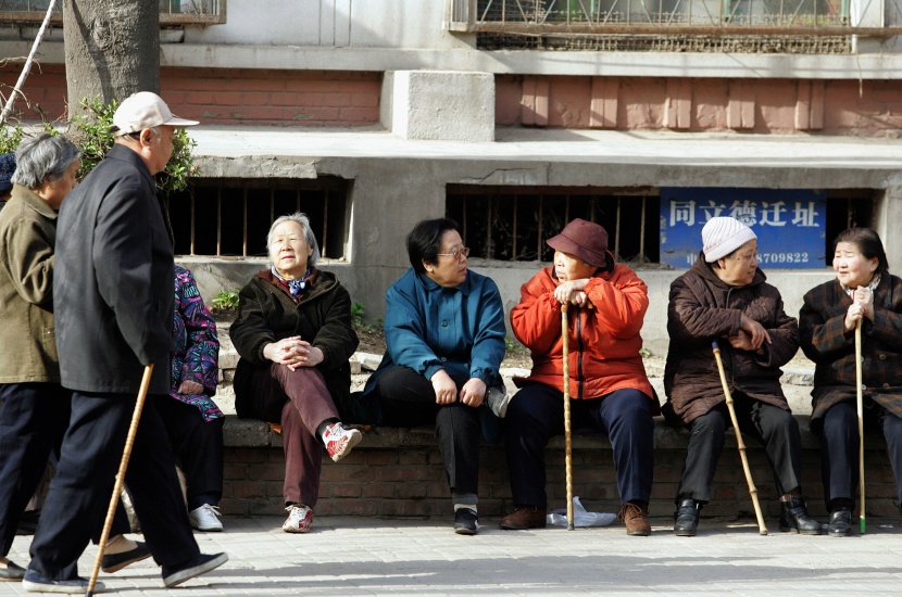 الصين تعتزم تطبيق سياسة جديدة للتصدي لشيخوخة السكان 