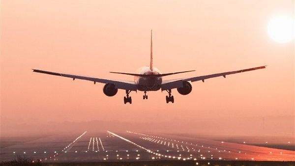 الدنمارك تعلق الرحلات الجوية من بريطانيا بسبب سلالة كورونا الجديدة