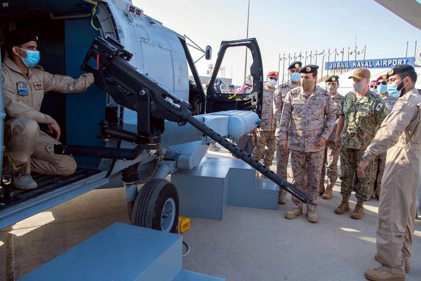 لتعزيز الأمن البحري السعودي .. تدشين الطائرات العامودية القتالية متعددة المھام