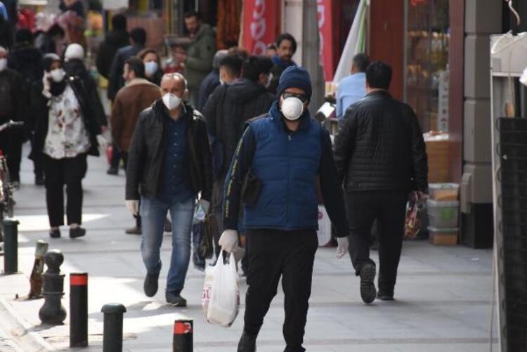انخفاض عدد الوافدين الأجانب لتركيا 61.39% في نوفمبر