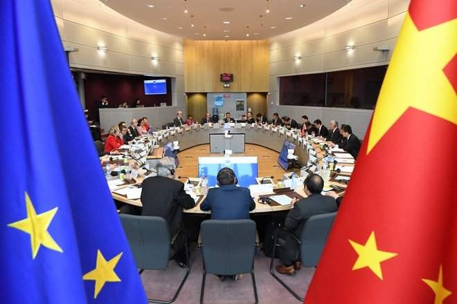 الشركات الأوروبية في الصين تأمل إبرام اتفاق خلال أيام بين بروكسل وبكين 