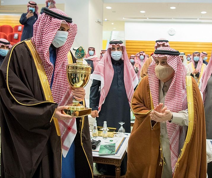 أمير الرياض يرعى حفل سباق الخيل السنوي على كأسي ولي العهد لجياد الإنتاج والمستورد