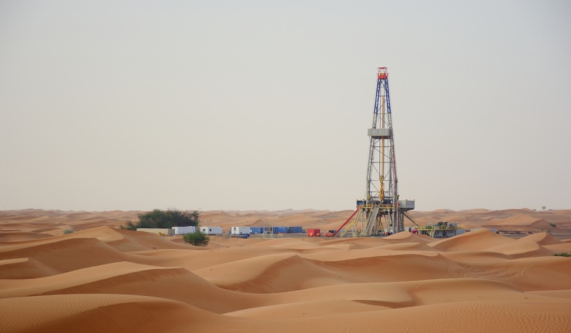  وزير الطاقة الإماراتي: نتوقع أن تكون بداية تعافي سوق النفط في 2021