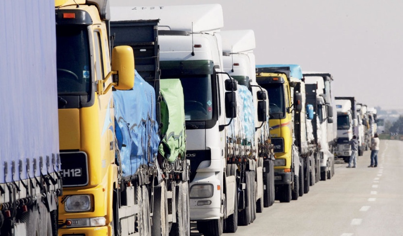 "النقل" : السماح لملاك الشاحنات المستوردة قبل 2021 بتسجيلها "نقل عام"