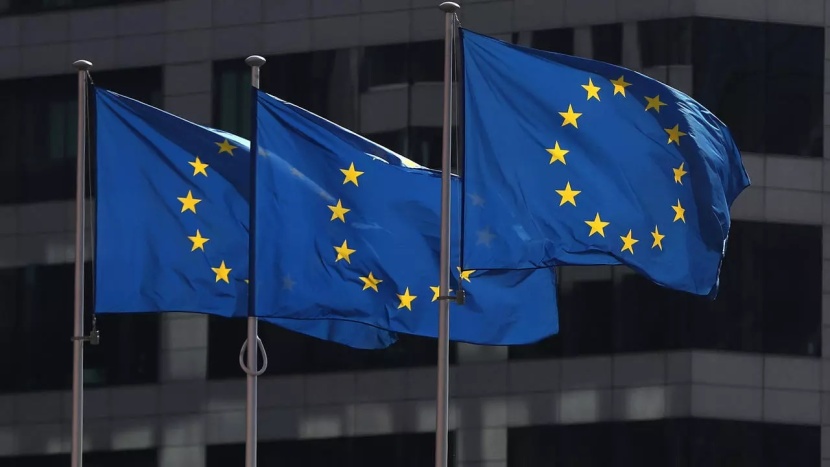 الاتحاد الأوروبي يعترف بالخطأ في تفعيل بند متعلق بخروج بريطانيا من الاتحاد