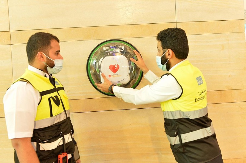  "الطيران المدني" توفر أجهزة مزيل الرجفان القلبي في المطارات السعودية