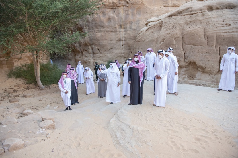 ولي العهد وأمير قطر في جولة على المعالم الأثرية في العلا