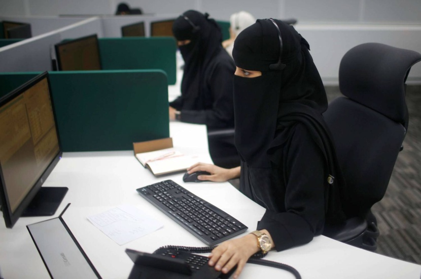 "الموارد البشرية": ارتفاع السعوديات العاملات في مراكز قيادية في سوق العمل