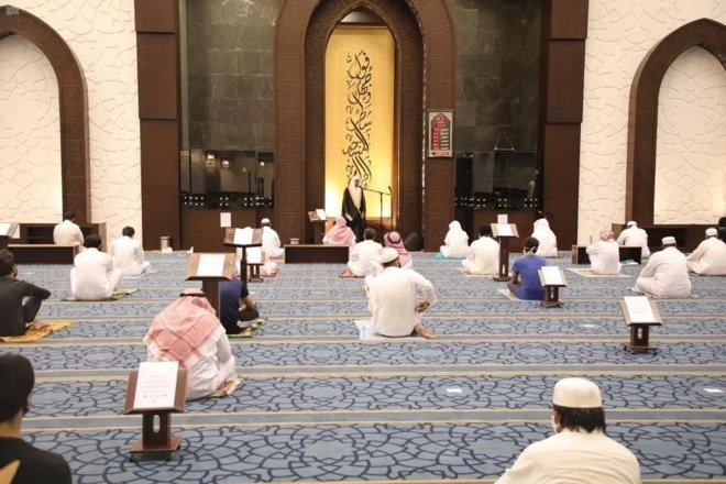"الشؤون الإسلامية" : إغلاق 12 مسجدا اليوم بعد رصد عدة إصابات بكورونا