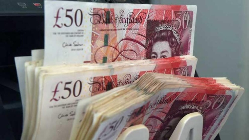 "بيتكوين" قرب 52640 دولارا والإسترليني يرتفع إلى مستوى جديدا مقابل اليورو