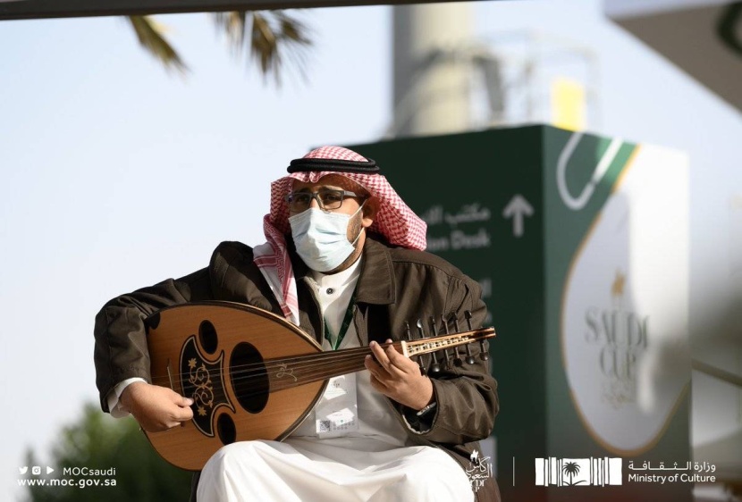 كأس السعودية للخيل تنبض ثقافة وتشع تراثا وموسيقى