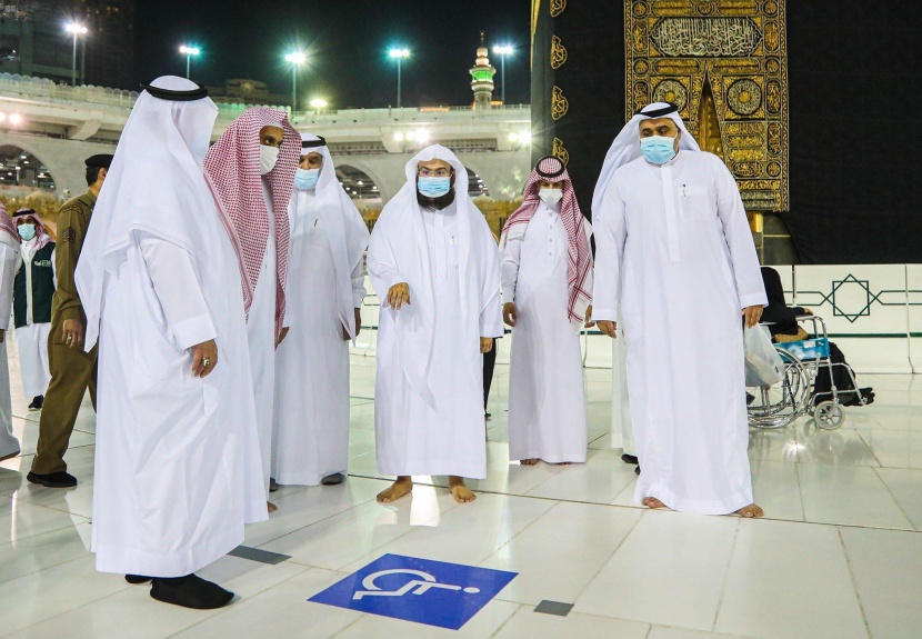 السديس : الإجراءات الاحترازية أسهمت في إقامة الشعائر دون تسجيل أي إصابة منذ بدء الجائحة