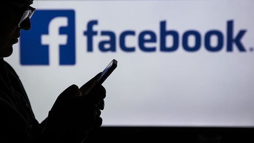 "فيسبوك" يغلق 1.3 مليون حساب مزيف من أكتوبر حتى ديسمبر 
