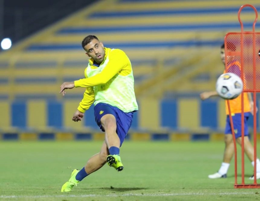 النصر .. الصوت الذهبي لمسلي