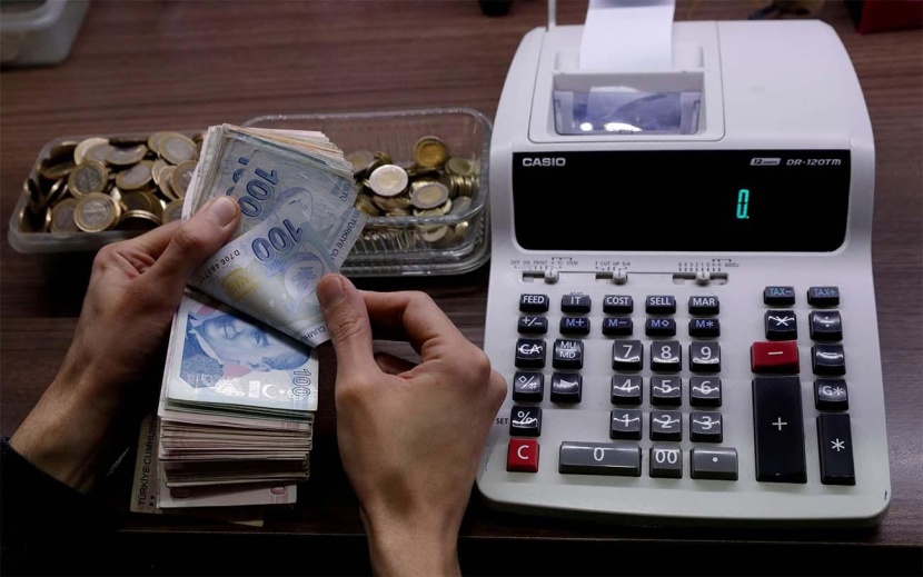 صافي الاحتياطيات الدولية لتركيا يتراجع إلى 12.8 مليار دولار