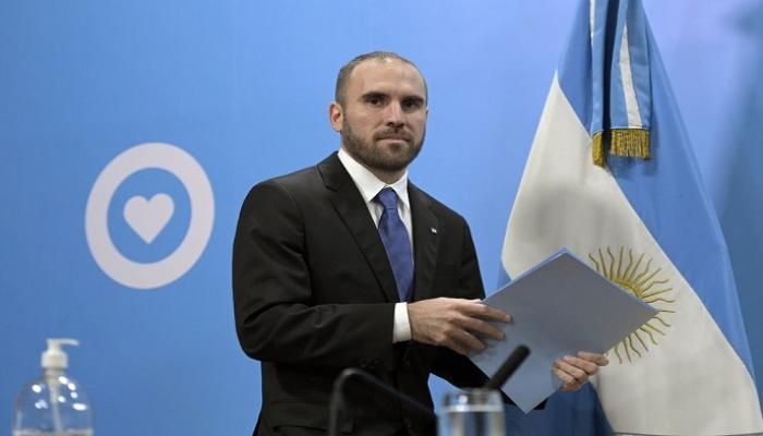  وزير الاقتصاد الأرجنتيني يجري جولة أوروبية لحشد الدعم بشأن ديون بلاده 