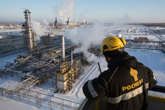 ارتفاع إنتاج روسيا من النفط ومكثفات الغاز إلى 10.51 مليون برميل 