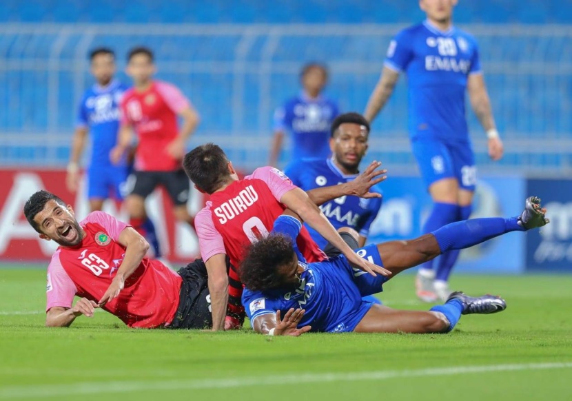 سقوط .. الهلال