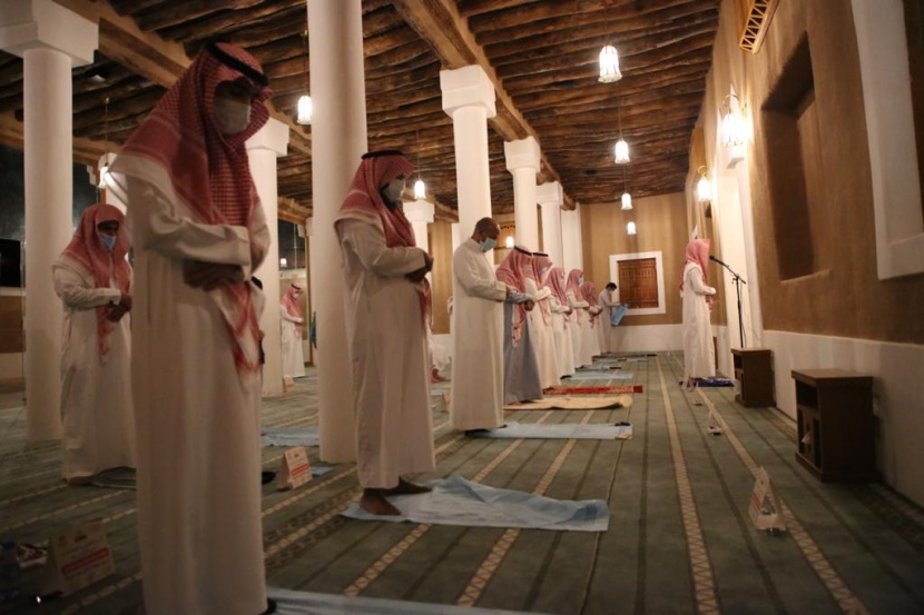 من مشروع ولي العهد لتطوير المساجد التاريخية .. جامع عقلة الصقور التاريخي في القصيم