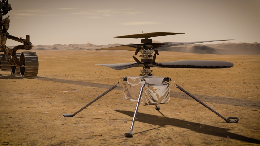 ناسا : مروحية "إنجينيويتي" باتت على سطح المريخ استعدادا للطيران في أجوائه 