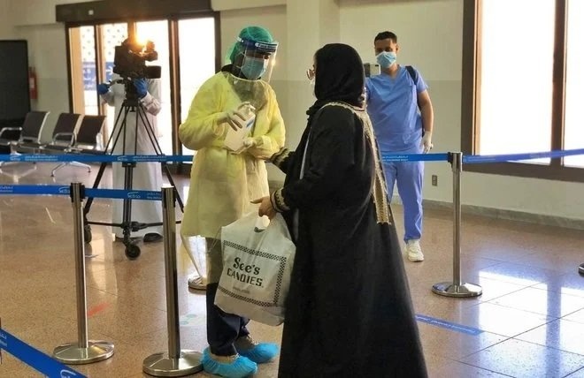 هيئة الصحة : حجر صحي مؤسسي على غير المواطنين القادمين للمملكة ممن لم يستكملوا الجرعات