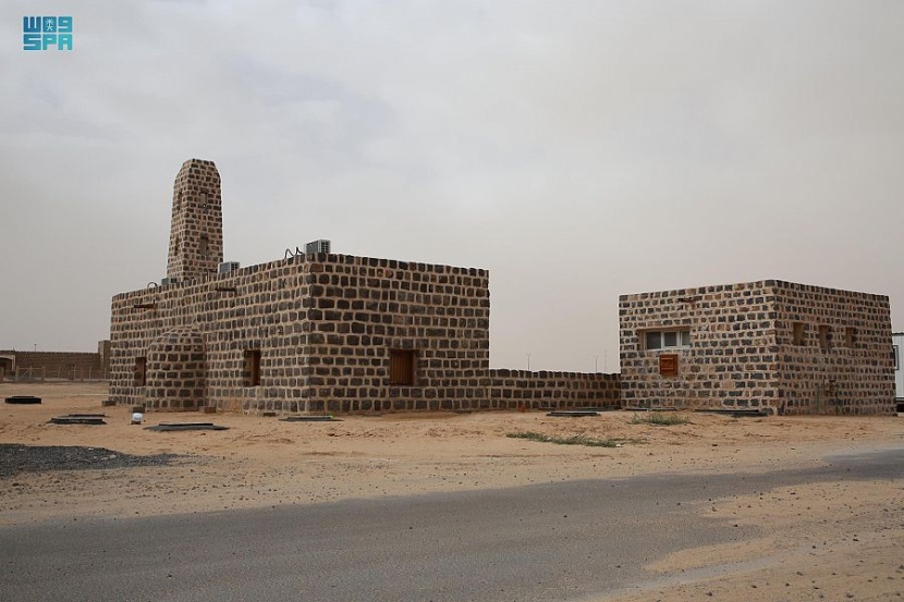 ضمن مشروع تطوير المساجد التاريخية .. مسجد العيساوية في الجوف