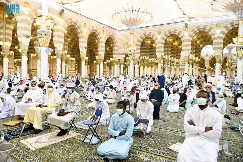 صلاة عيد الفطر المبارك في مناطق المملكة