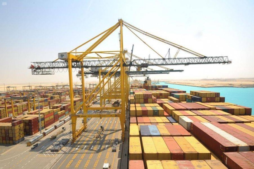 الموانئ تسجل أعلى معدل مناولة في الربع الأول .. 2.5 مليون حاوية