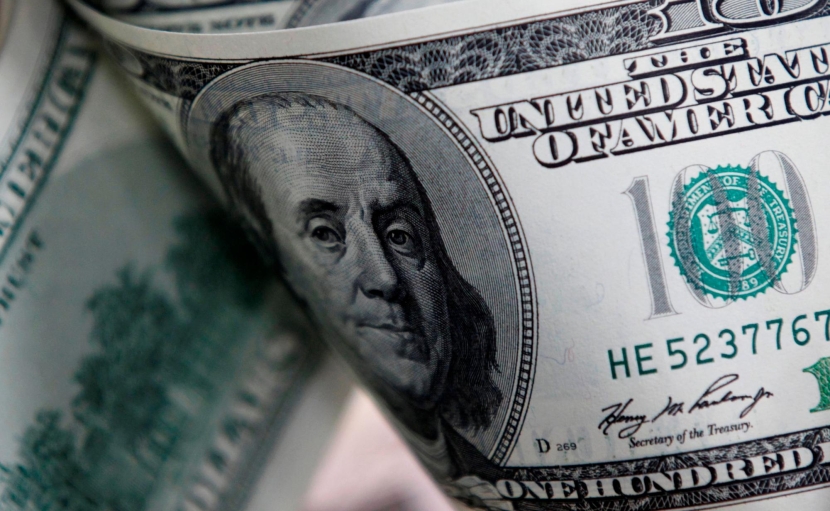 الدولار يرتفع مع ترقب بيانات اقتصادية وأثرها على أسعار الفائدة