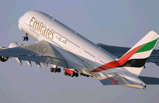  طيران الإمارات تعتزم تشغيل نحو 70% من طاقتها بحلول الشتاء